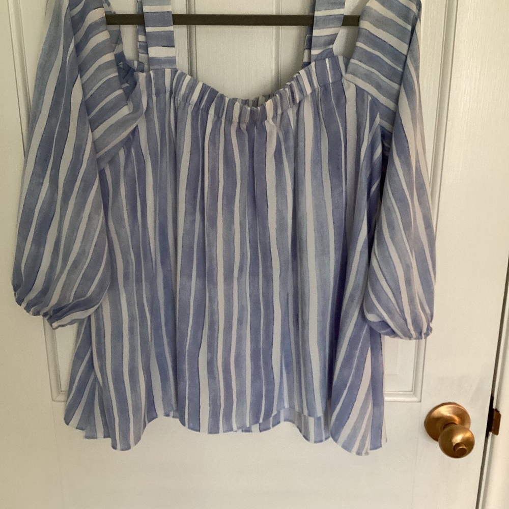 Vince camuto blouse